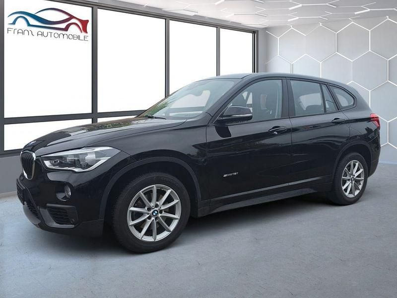 Schwarz Gebraucht 2016 BMW X1 Advantage SUV | 13.985 € (Guter Preis) - Bild 1/4