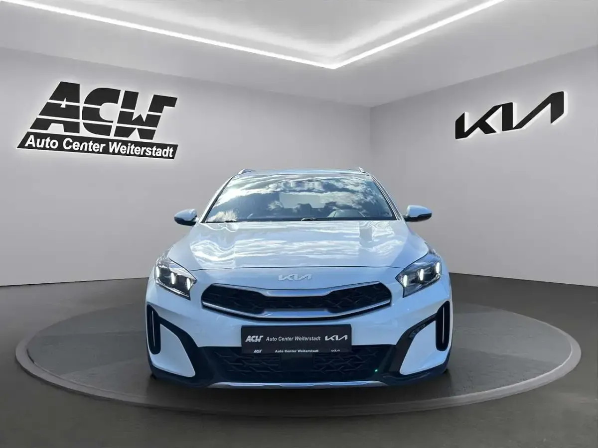 Gebraucht Kia XCeed Spirit 159 PS (116 kW) 2023 Weiß SUV