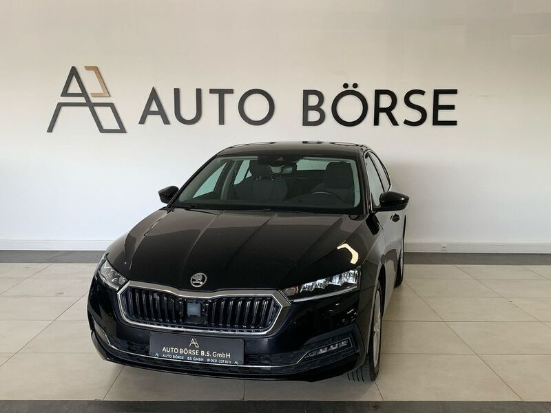 Schwarz Gebraucht 2022 Skoda Octavia Style Limousine | 21.490 € (Guter Preis) - Bild 1/4