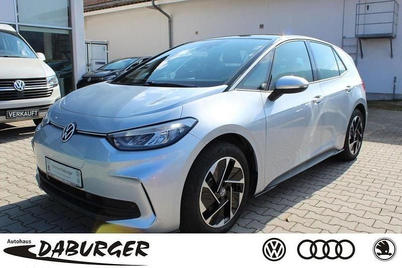 Gebraucht VW ID.3 Pro 150 kW (204 PS) 2023 Scale silver (silber) Kleinwagen