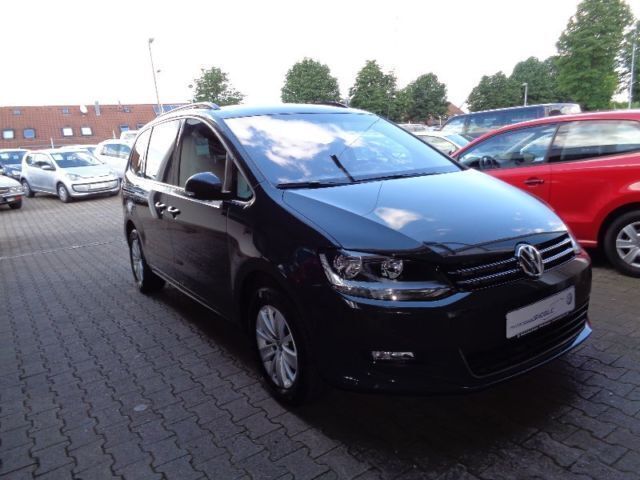 Gebraucht VW Sharan Comfortline 140 PS (102 kW) 2013 Grau Van / Kleinbus
