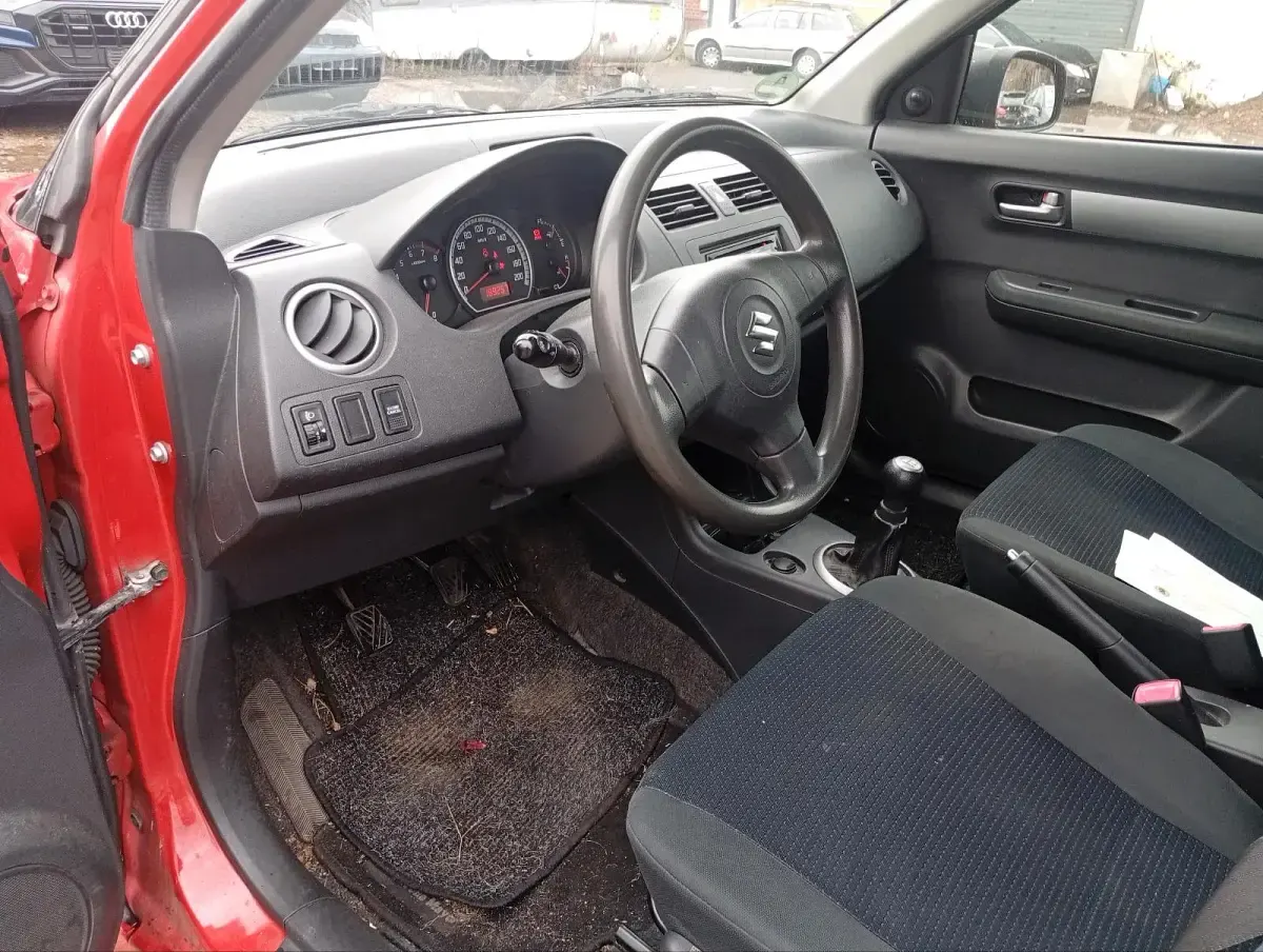 Gebraucht Suzuki Swift 95 PS (69 kW) 2009 Rot Kleinwagen