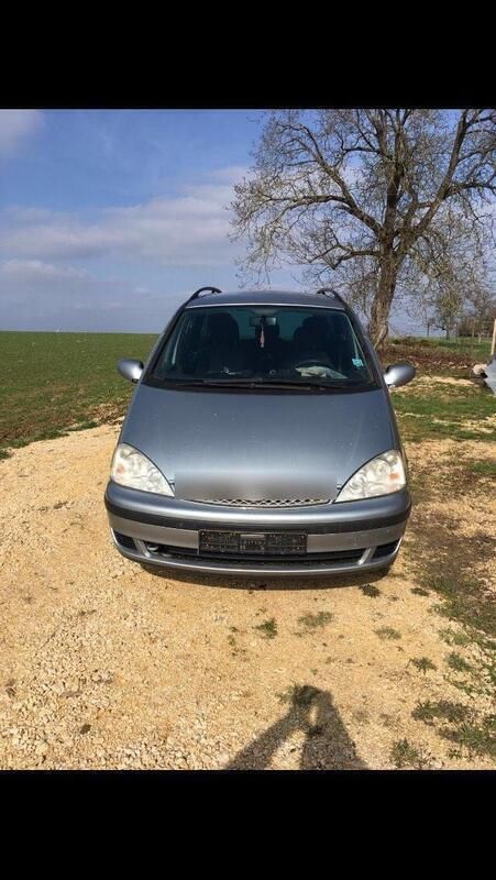 Grau Gebraucht 2005 Ford Galaxy Van / Kleinbus | 1.299 € (Guter Preis) - Bild 1/4