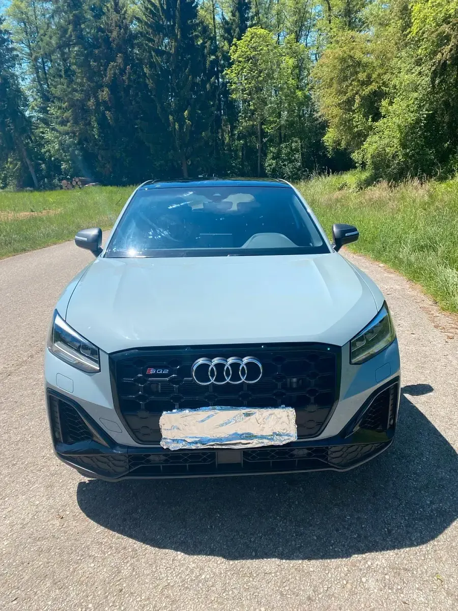 Gebraucht Audi SQ2 300 PS (220 kW) 2023 Andere farben SUV