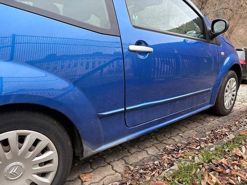 Blau Gebraucht 2005 Citroën C2 Comfort Kleinwagen | 1.900 € (Fairer Preis) - Bild 1/4