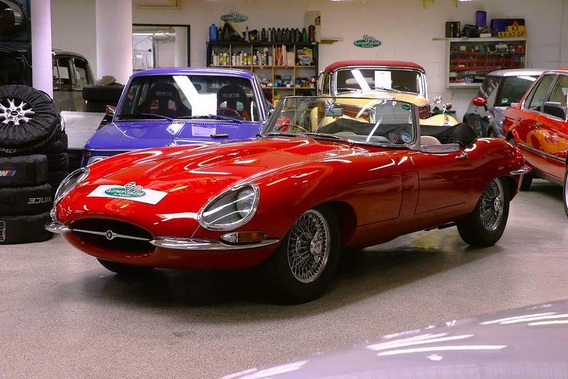 Gebraucht Jaguar E-Type 265 PS (194 kW) 1963 Rot Cabrio