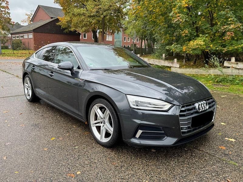 Grau Gebraucht 2017 Audi A5 Sportback S-Line Kleinwagen | 19.800 € (Guter Preis) - Bild 1/4