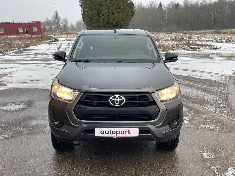 Gebraucht Toyota HiLux 150 PS (110 kW) 2021 Grau Abholung