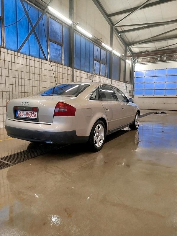 Gebraucht Audi A6 163 PS (119 kW) 2000 Gold Limousine