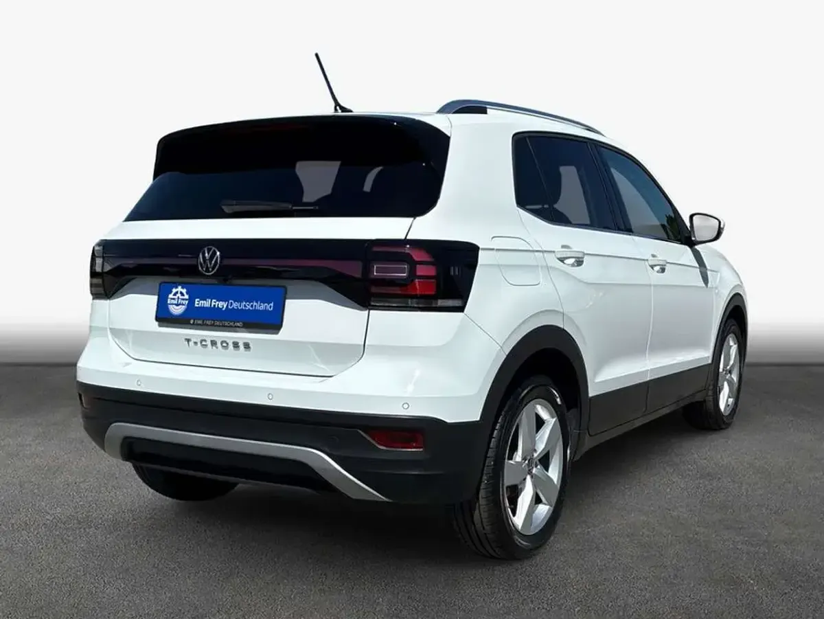 Gebraucht VW T-Cross Style 110 PS (80 kW) 2023 Weiß SUV