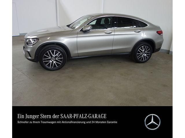 Gebraucht Mercedes GLC300e 211 PS (155 kW) 2021 Mojavesilber Coupé
