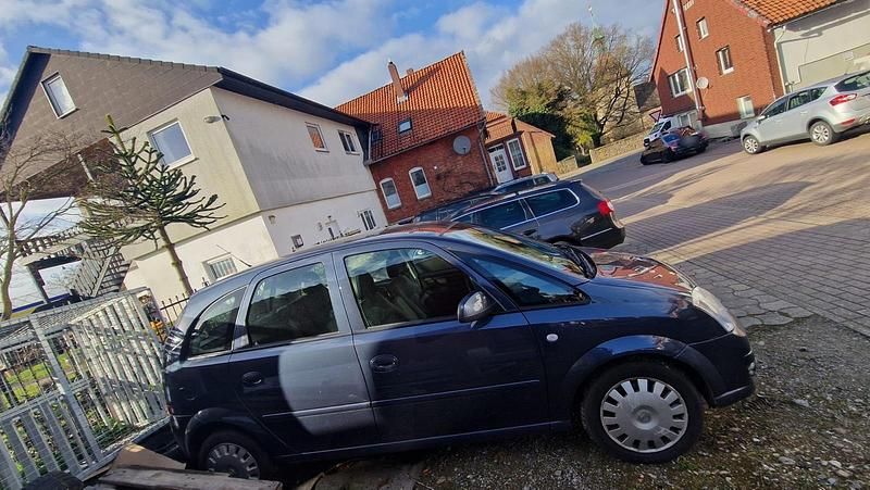Gebraucht Opel Meriva 100 PS (73 kW) 2010 Blau Van / Kleinbus