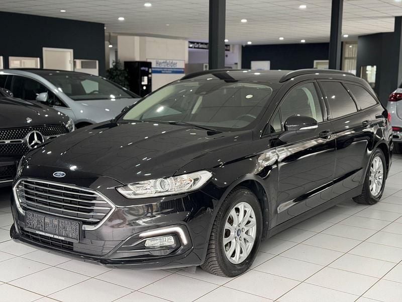 Gebraucht Ford Mondeo 150 PS (110 kW) 2021 Schwarz Kombi