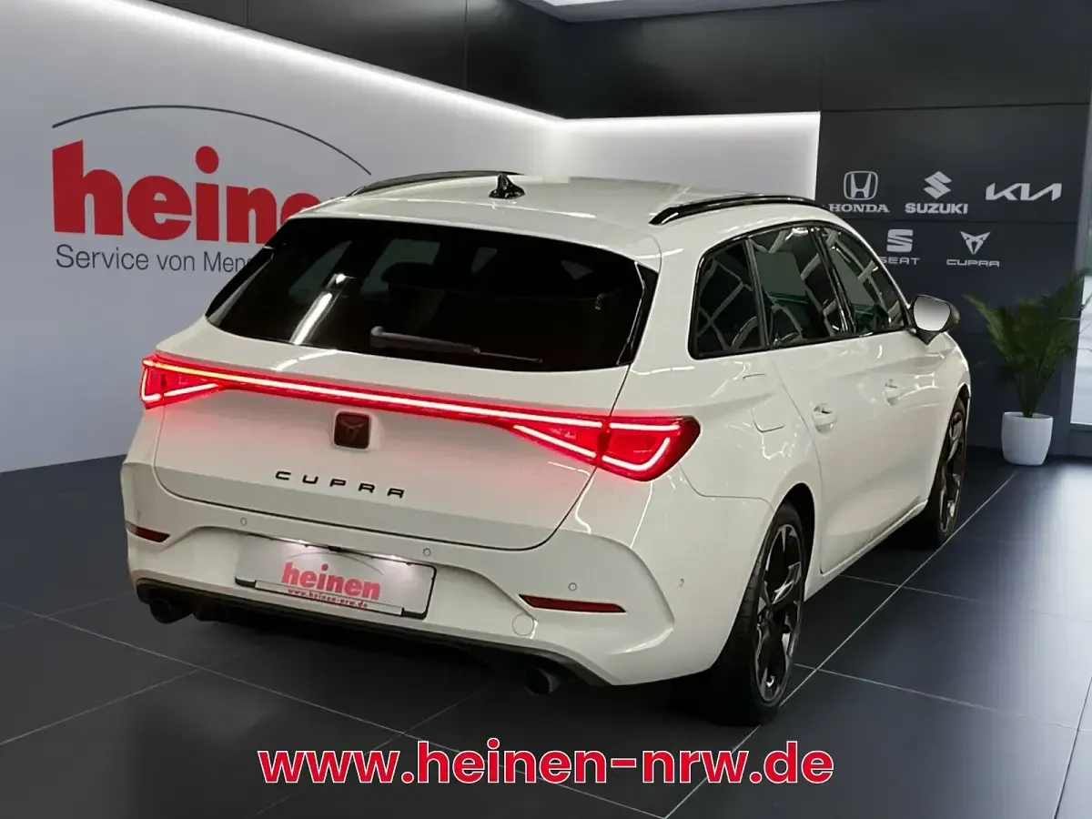 Usata Cupra Leon 245 CV (180 kW) 2022 Bianco Berlina