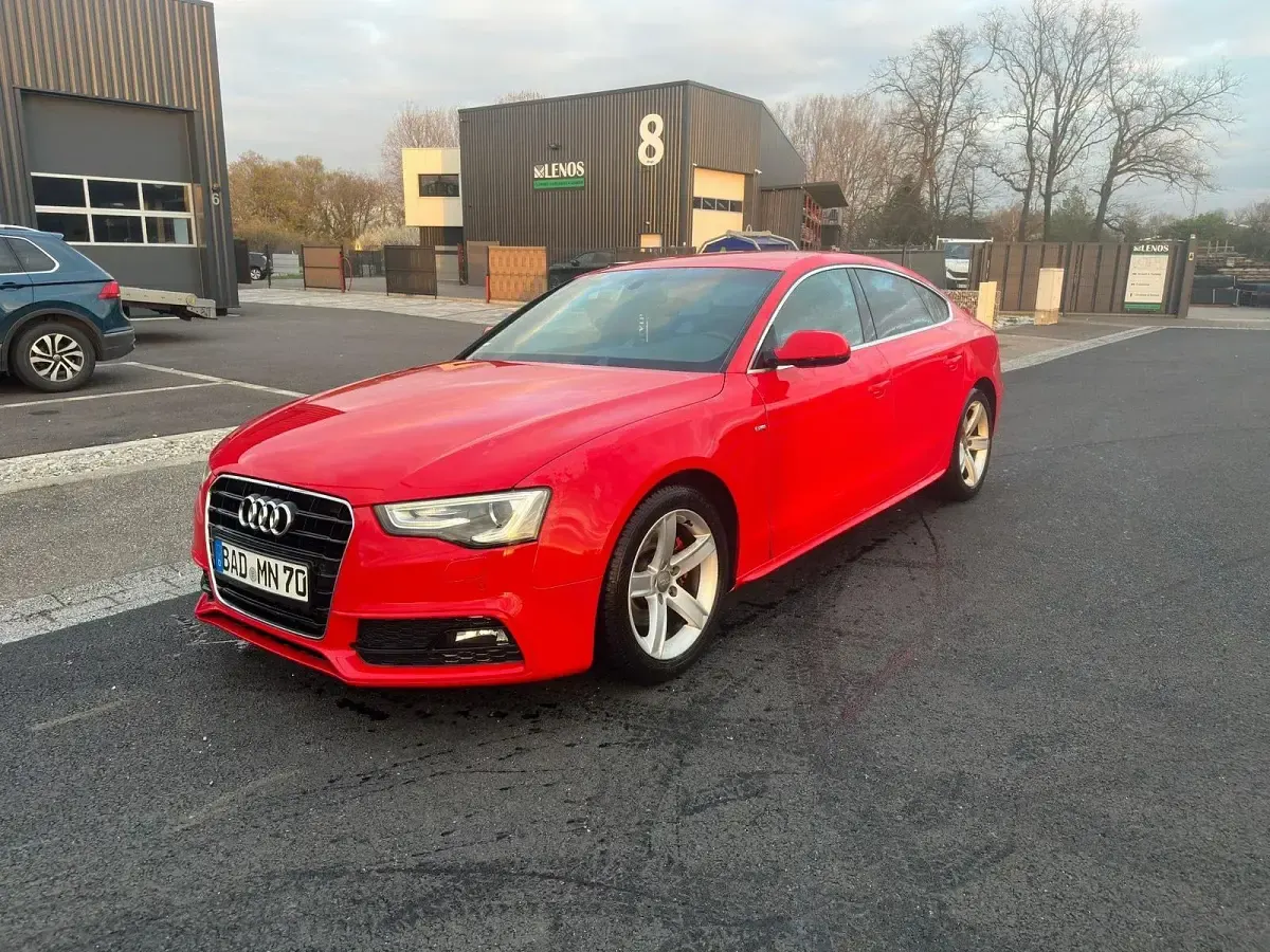 Second-hand Audi A5 S-Line 170 CP (125 kW) 2012 Roșu Coupe