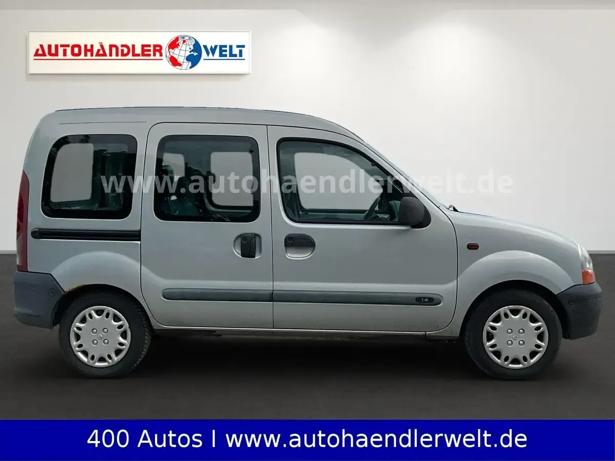 Gebraucht Renault Kangoo Authentique 75 PS (55 kW) 2001 Silber Van / Kleinbus