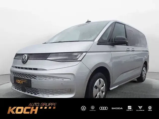 Second-hand VW Multivan Basis 150 CP (110 kW) 2025 Argintiu Monovolum