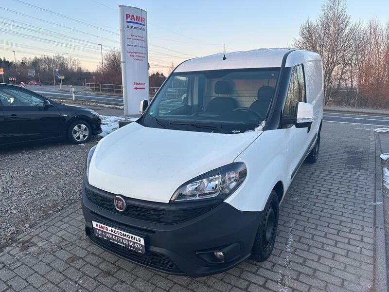 Weiß Gebraucht 2018 Fiat Doblò Van / Kleinbus | 7.990 € (Guter Preis) - Bild 1/4