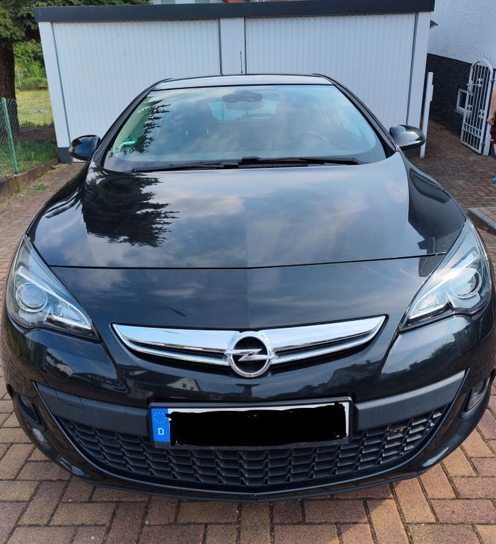 Schwarz Gebraucht 2012 Opel Astra Limousine | 7.500 € (Etwas zu teuer) - Bild 1/4