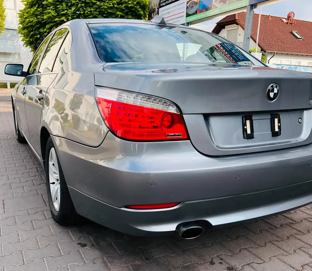Gebraucht BMW 520 170 PS (125 kW) 2009 Grau Limousine