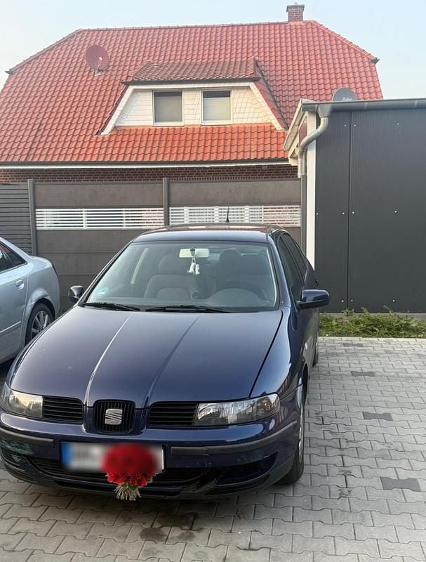 Gebraucht Seat Leon 100 PS (73 kW) 2000 Blau Kleinwagen