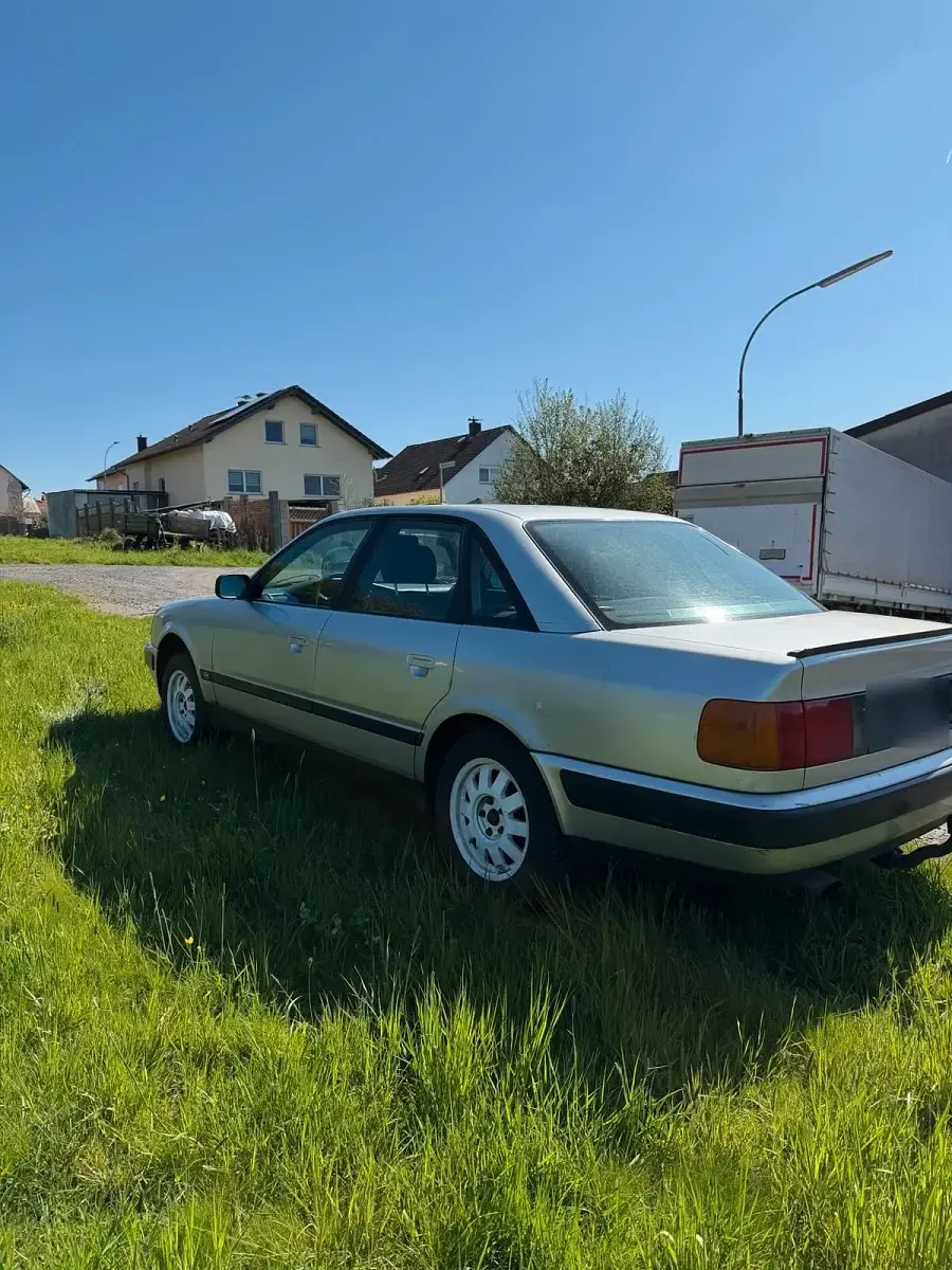 Gebraucht Audi 100 101 PS (74 kW) 1991 Silber Limousine