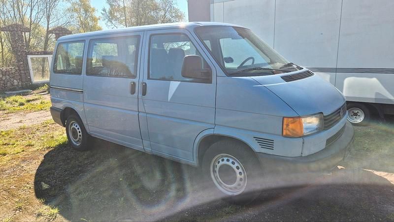 Second-hand VW Transporter 85 CP (62 kW) 2001 Albastru Van