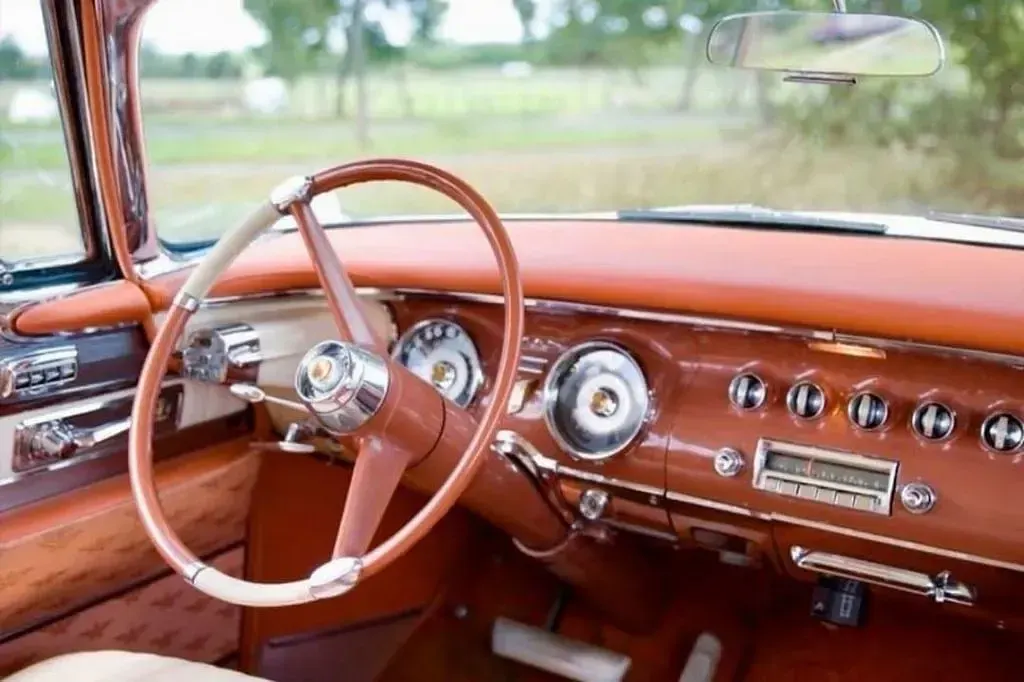 Gebraucht Chrysler Imperial 280 PS (205 kW) 1956 Weiß Limousine
