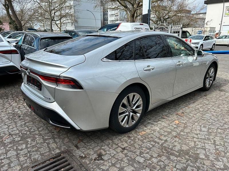 Gebraucht Toyota Mirai Executive 182 PS (133 kW) 2022 Silber Limousine