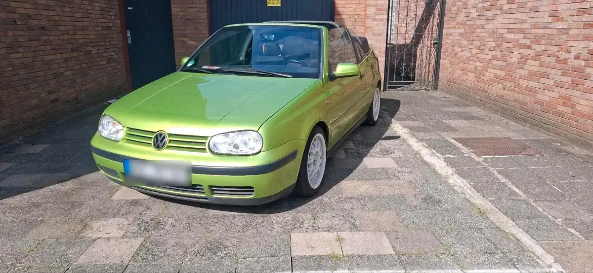 Gebraucht VW Golf Cabriolet 101 PS (74 kW) 1998 Grün Cabrio