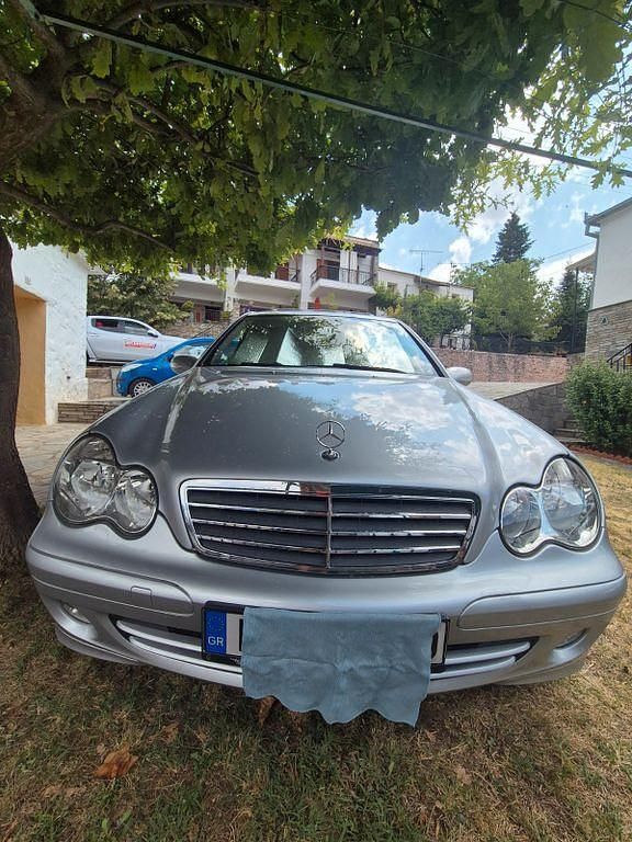 Gebraucht Mercedes C200 184 PS (135 kW) 2007 Silber Limousine