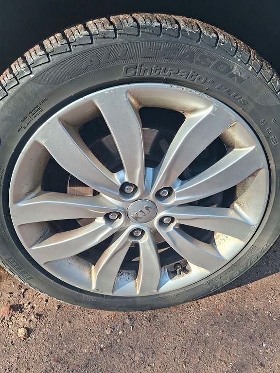 Gebraucht Kia Carens DREAM-TEAM Edition 141 PS (103 kW) 2016 Van / Kleinbus