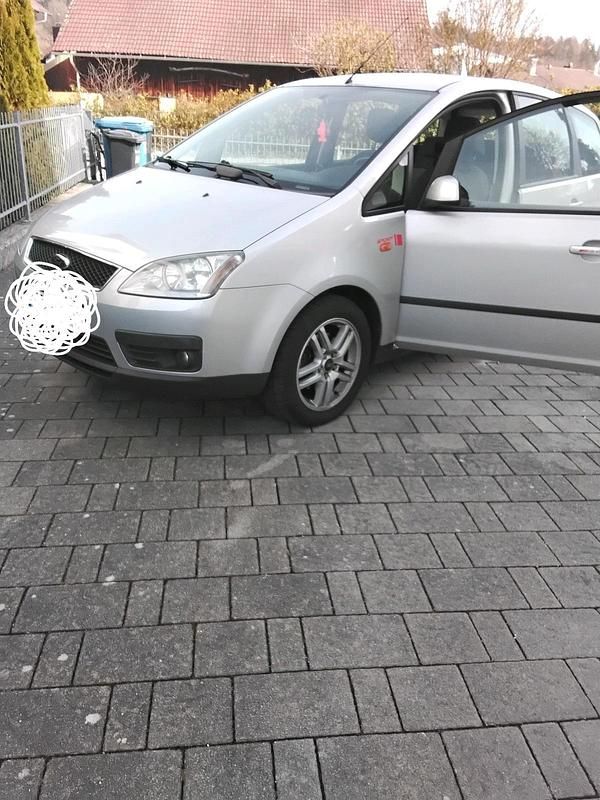 Gebraucht Ford Focus 115 PS (84 kW) 2005 Silber Van / Kleinbus