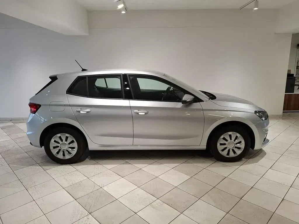 Gebraucht Skoda Fabia Selection 80 PS (58 kW) 2025 Silber Kleinwagen