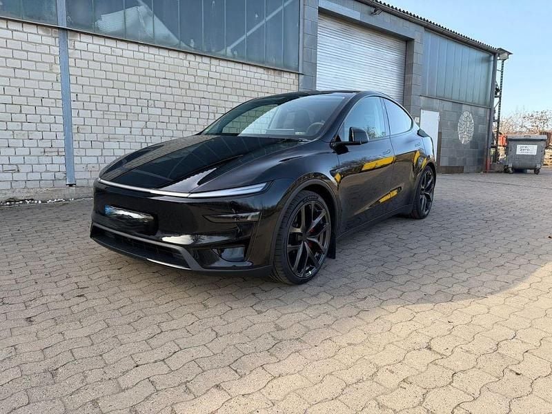 Gebraucht Tesla Model Y Performance 338 kW (460 PS) 2025 Schwarz SUV
