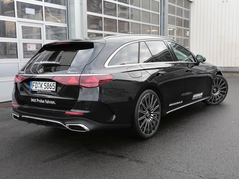 Gebraucht Mercedes E450 AMG 367 PS (269 kW) 2025 Obsidianschwarz metallic Kombi