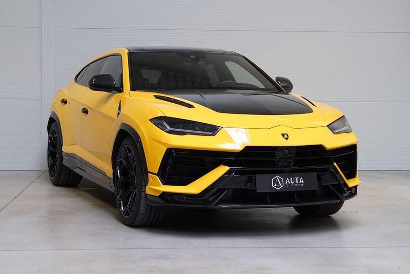 Second-hand Lamborghini Urus 666 CP (489 kW) 2025 Galben SUV