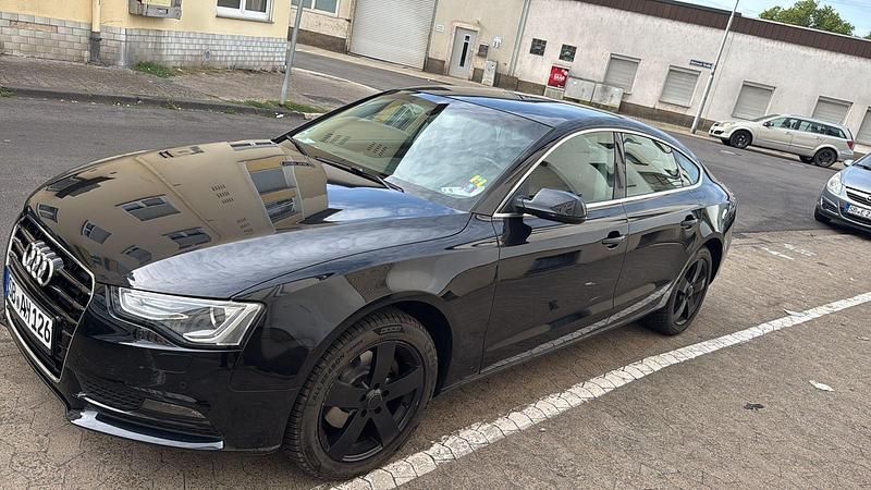Schwarz Gebraucht 2012 Audi A5 Coupé | 6.000 € (Guter Preis) - Bild 1/3