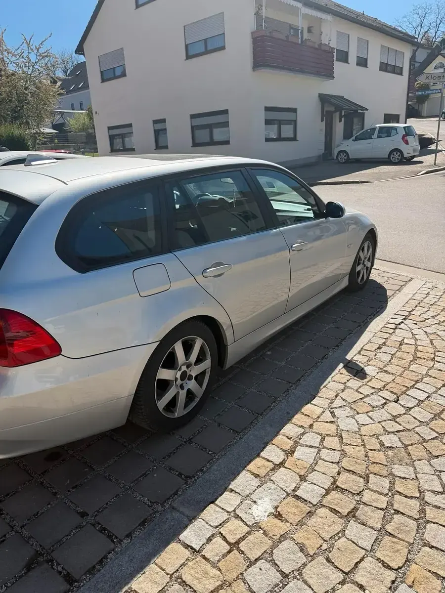 Brugt BMW 320 177 HK (130 kW) 2008 Grå Stationcar