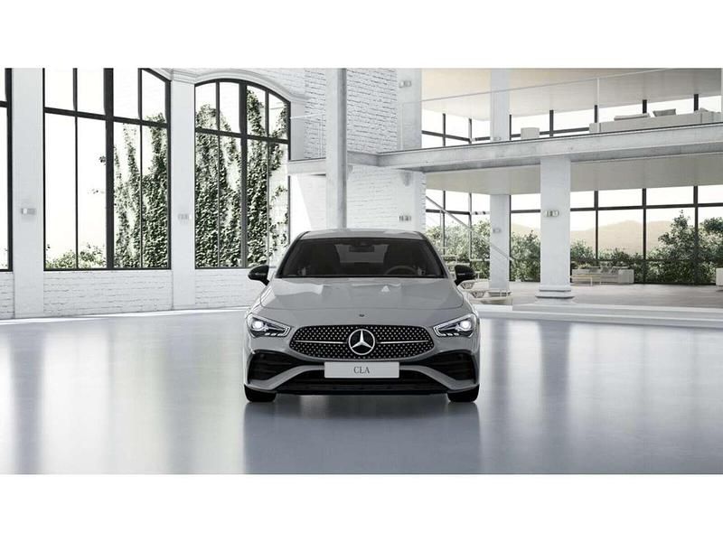 Gebraucht Mercedes CLA200 AMG 163 PS (119 kW) 2026 Manufaktur lack manufaktur alpingrau uni Coupé