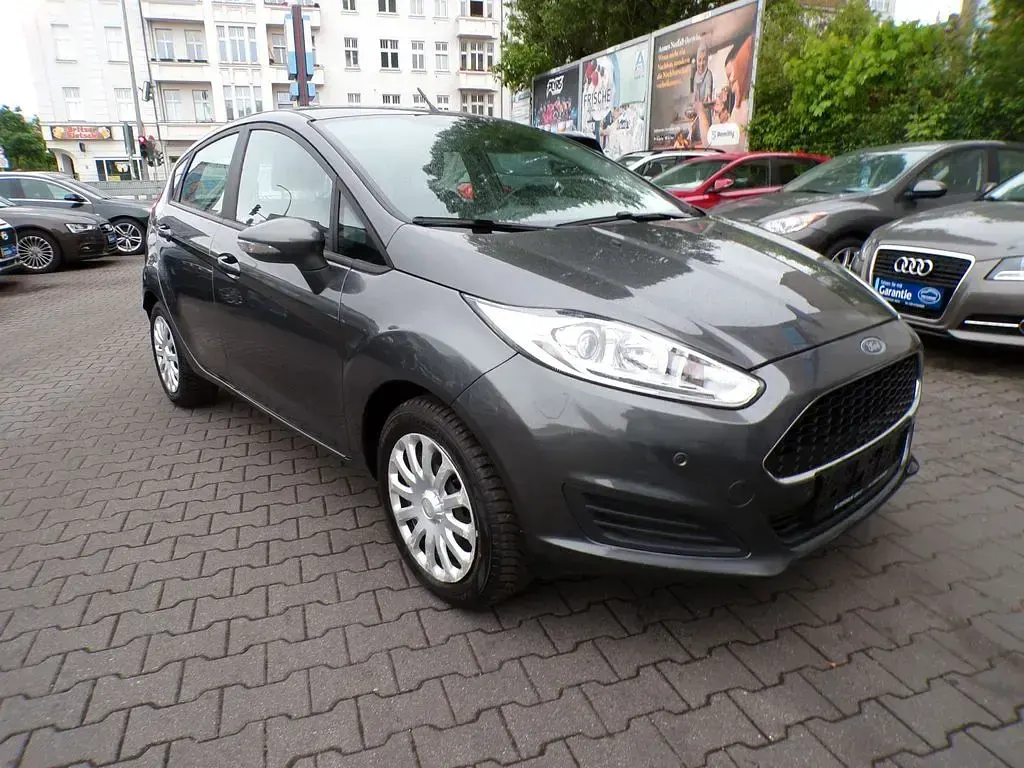 Brugt Ford Fiesta 60 HK (44 kW) 2016 Grå Hatchback
