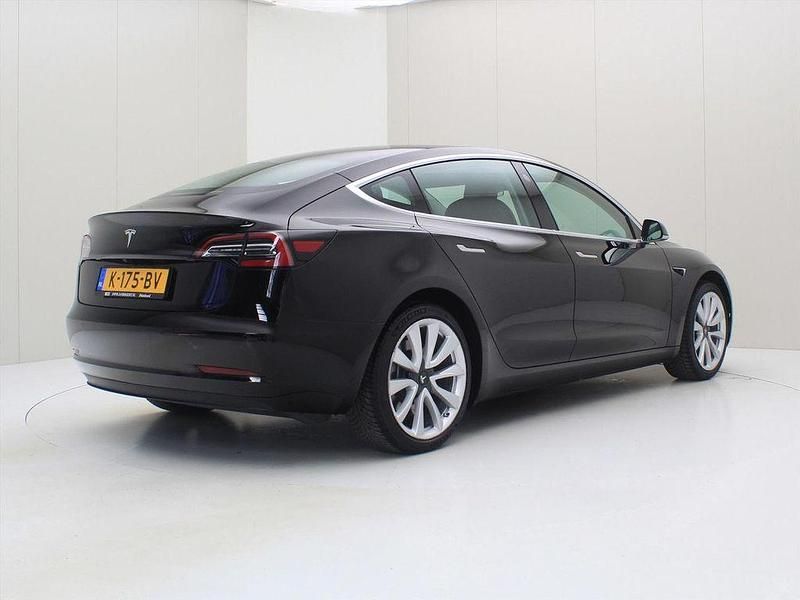 Gebraucht Tesla Model 3 Standard Range 225 kW (306 PS) 2020 Schwarz Limousine