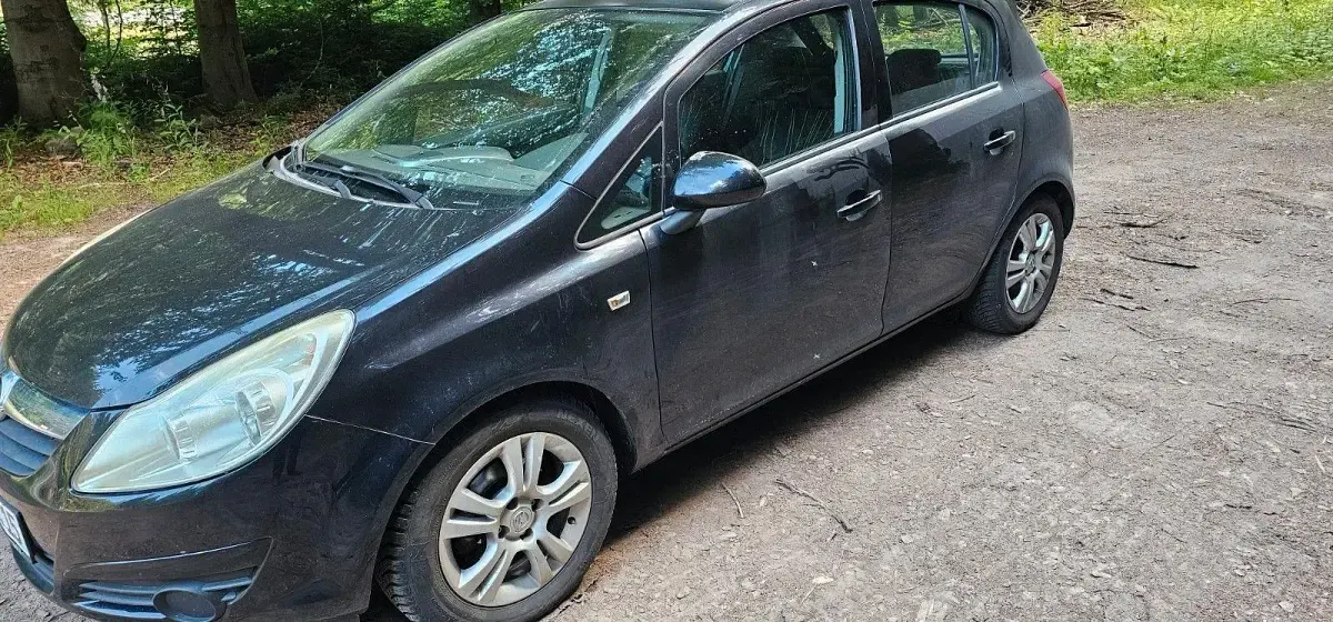 Gebraucht Opel Corsa Edition 80 PS (58 kW) 2009 Schwarz Kleinwagen
