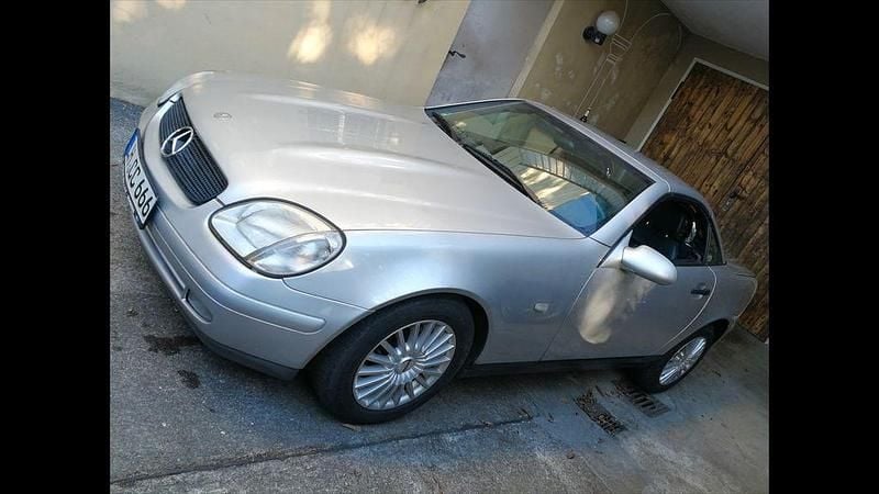 Schwarz Gebraucht 1997 Mercedes SLK200 Cabrio | 4.700 € (Guter Preis) - Bild 1/4