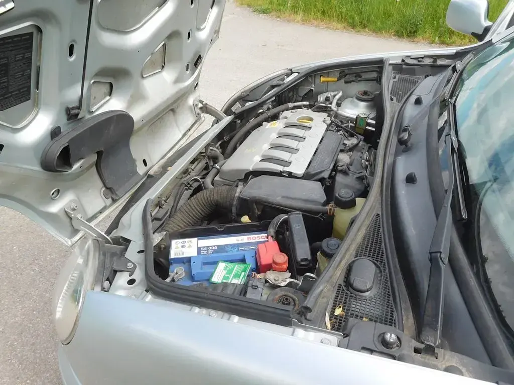 Gebraucht Renault Kangoo 95 PS (69 kW) 2006 Silber Van / Kleinbus