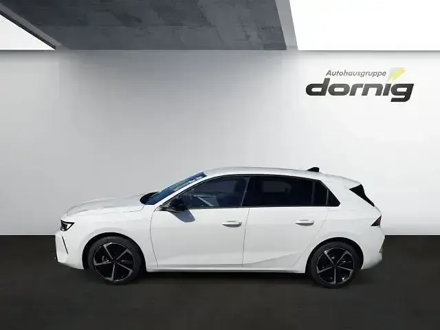 Gebraucht Opel Astra Enjoy 110 PS (80 kW) 2024 Arktis weiß (uni) Limousine