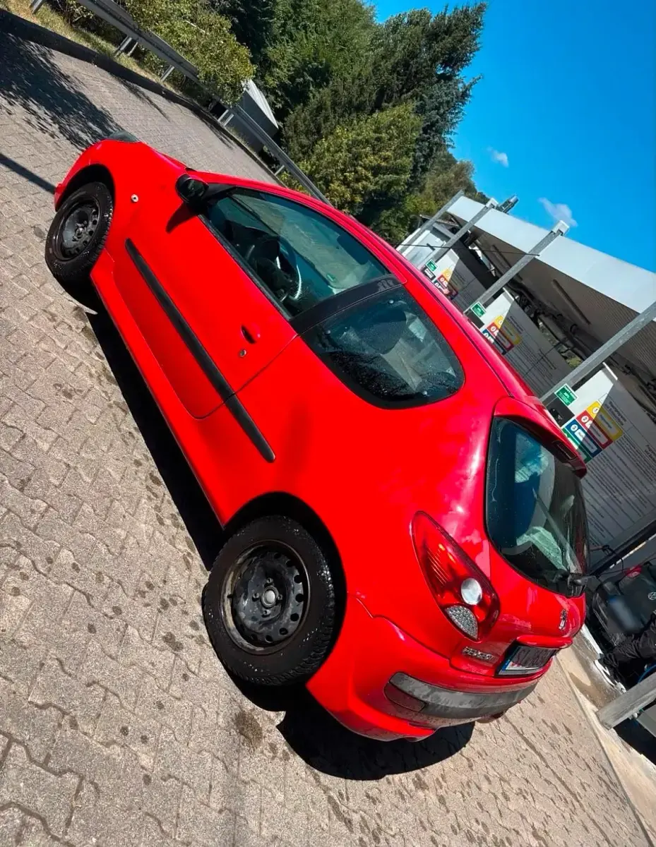 Gebraucht Peugeot 206+ 60 PS (44 kW) 2009 Rot Kleinwagen