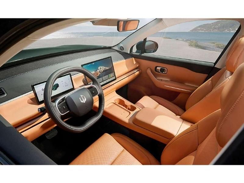 Neu Leapmotor C10 160 kW (218 PS) 2026 Glazed green SUV