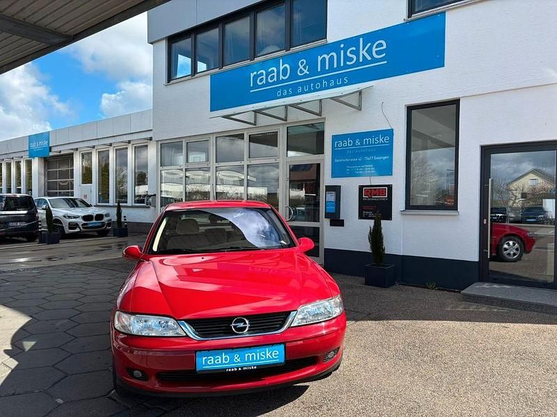 Gebraucht Opel Vectra Comfort 147 PS (108 kW) 2001 Rot Limousine