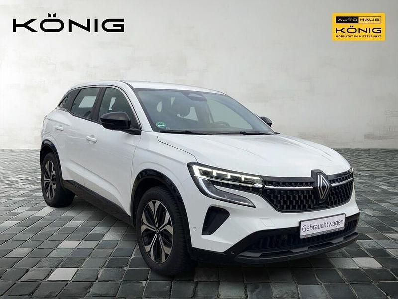 Second-hand Renault Austral Evolution 158 CP (116 kW) 2023 Alb SUV